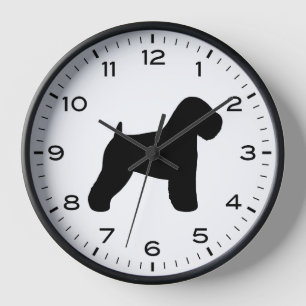 Silhouette eines Soft Coated Wheaten Terriers Uhr