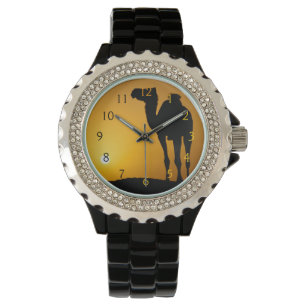 Silhouette eines wilden Kamels bei Sonnenuntergang Armbanduhr