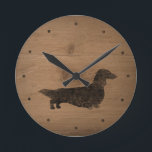 Silhouette für langhaarige Dackel Runde Wanduhr<br><div class="desc">Silhouette der langhaarigen Dackel. Bitte beachten Sie,  dass das Holzdesign gedruckt ist,  nicht aus echtem Holz.</div>