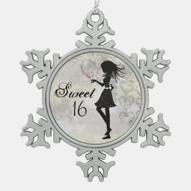 Silhouette Girl and Hearts Sweet 16 Schneeflocken Zinn-Ornament (Vorderseite)