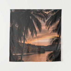 Silhouette von Palmen während der goldenen Stunde Wandteppich