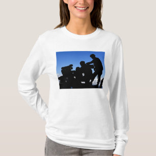 Silhouette von Soldaten T-Shirt