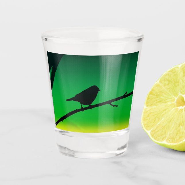 Silhouette von Sparrow auf Limonene Schnapsglas (Vorderseite)