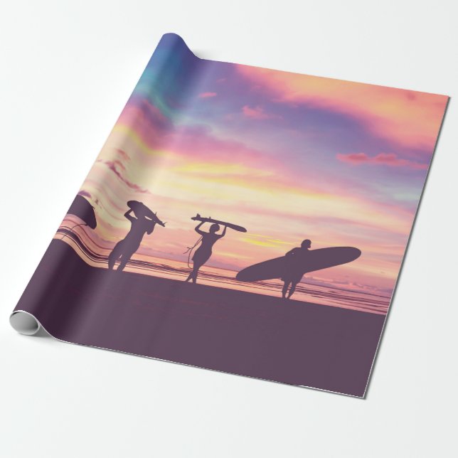 Silhouette von Surfern, die ihre Surfboards tragen Geschenkpapier (Ungerollt)