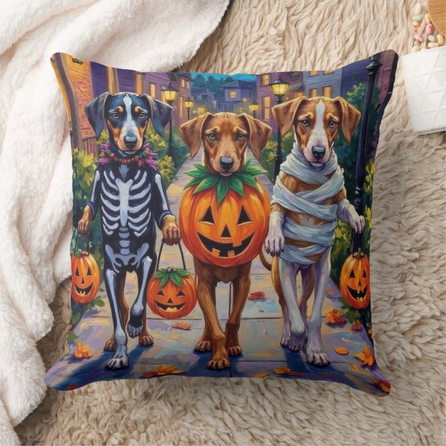 Silken Windhound Dogs in Halloween Costumes Kissen (Decke)