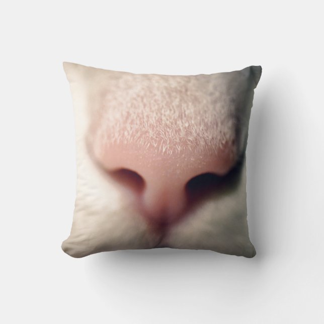 Silky White Kitty Pillow Kissen (Vorderseite)