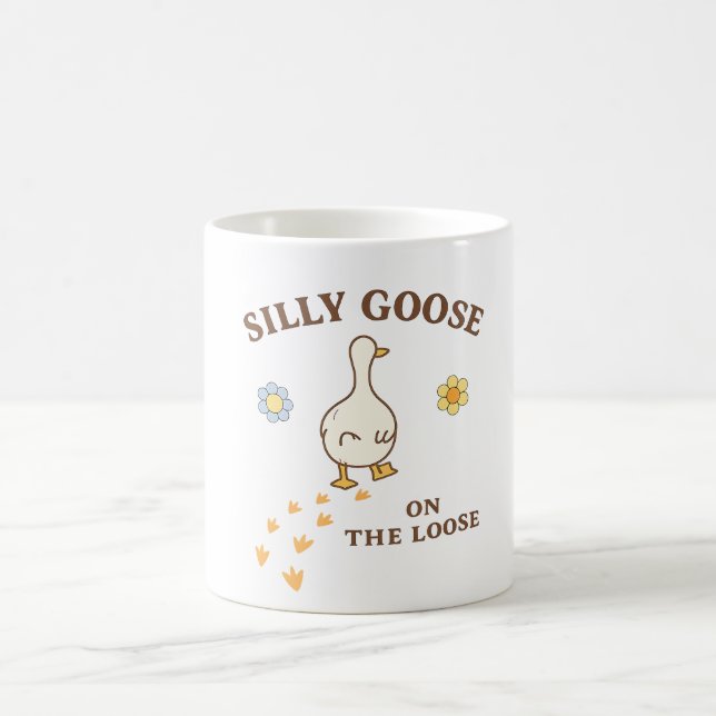 Silly Goose on the Loose – Cute Funny Goose Mug Kaffeetasse (Mittel)