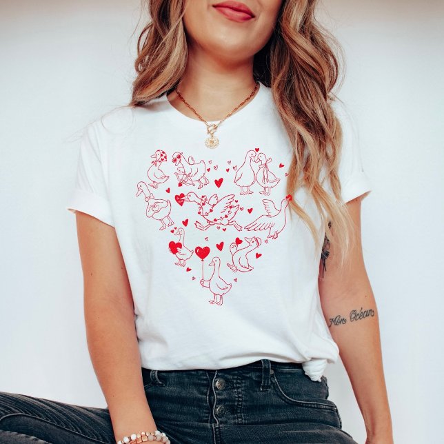 Silly Goose Valentine Heart | Funny Cute Goose  T-Shirt (Von Creator hochgeladen)