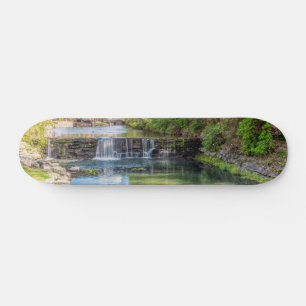 Siloam Springs Sager Creek Wasserfall Skateboard
