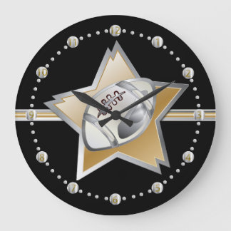 Silver and Gold Football and Star Große Wanduhr