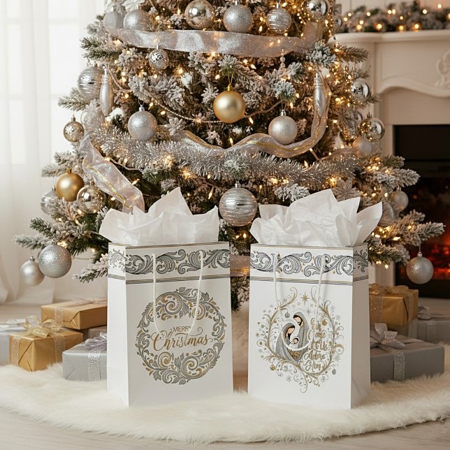 Silver and gold nativity Christmas Mittlere Geschenktüte (Von Creator hochgeladen)