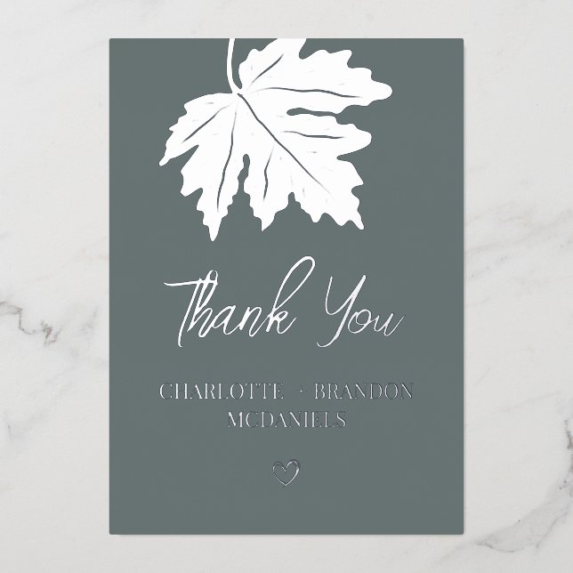 Silver Autumn Maple Leaf Wedding Vielen Dank Folieneinladung (Vorderseite)