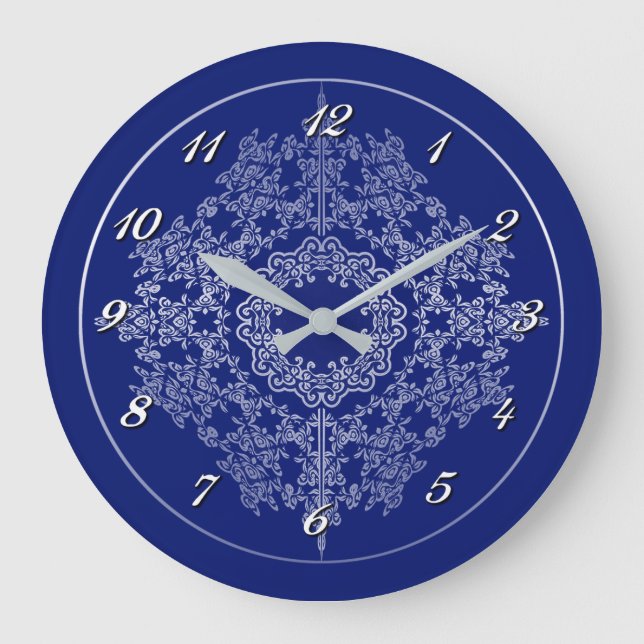 Silver & Blue Filigree Motif Wall Clock Große Wanduhr (Vorderseite)