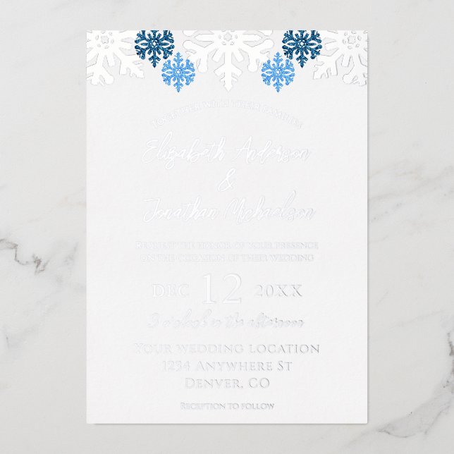 Silver Blue Snowflakes Winter Wedding Folieneinladung (Vorderseite)