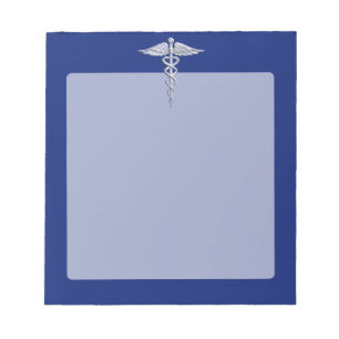 Silver Chrome Caduceus Medical Symbol auf Navy Blu Notizblock