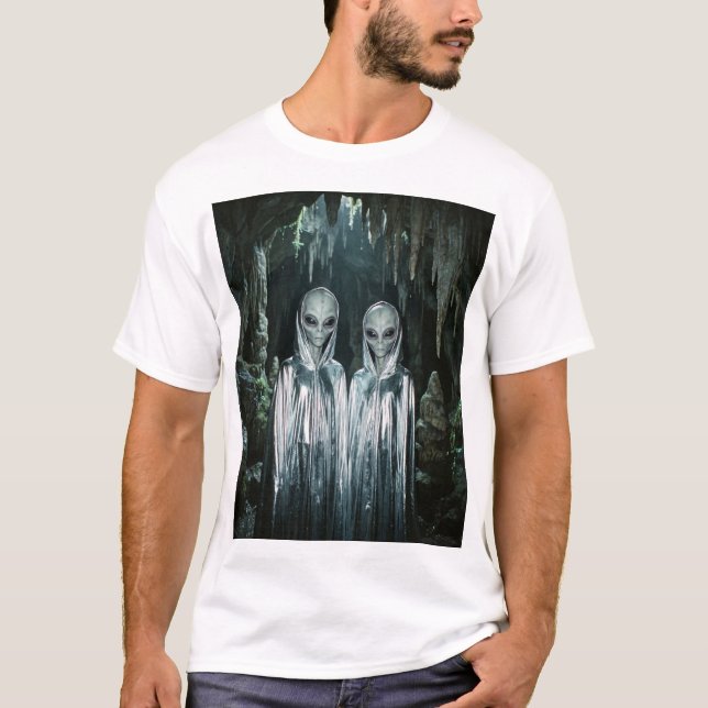 Silver Cloak Visitors – Cave of Contact T-Shirt (Vorderseite)