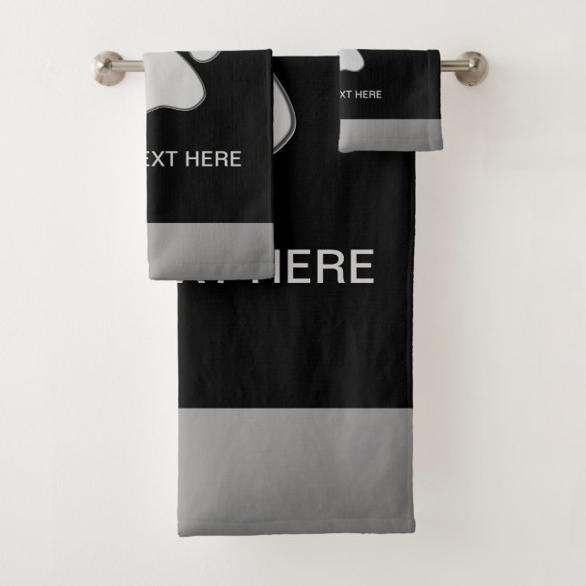 Silver Dog Paw auf schwarzem Hintergrund Badhandtuch Set (Insitu)