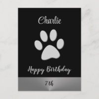 Silver Dog Paw auf schwarzem Hintergrund