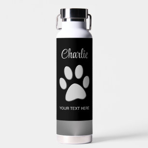 Silver Dog Paw auf schwarzem Hintergrund Trinkflasche