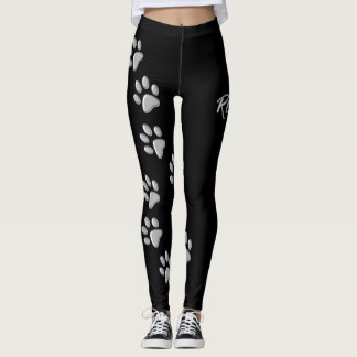 Silver Dog Paws Schwarzer Hintergrund Print Patter Leggings