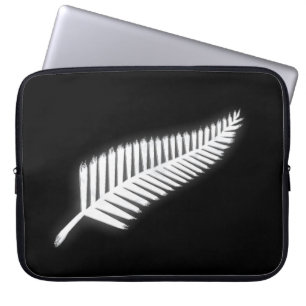 Silver Fern NZ Emblem für Patriotic Kiwis Laptopschutzhülle