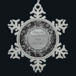 Silver Floral Diamonds 50 th Wedding Jubiläum Schneeflocken Zinn-Ornament<br><div class="desc">Elegante silberne florale Wirbel 50. Hochzeitstag Schmuck.</div>