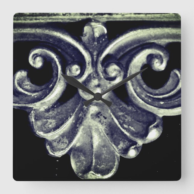 Silver French Frame Quadratische Wanduhr (Vorderseite)