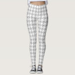 Silver Glam Glitzer Girly Herringbone Leggings<br><div class="desc">Dieses Design zeichnet sich durch ein Herringbone-Muster in silbernen Imitaten Glitzer auf einem weißen Hintergrund aus. Einzigartig und trendig. Erstellt von der einfachen Farmhouse Press.</div>