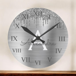 Silver Glitter Brushed Metal Monogram Name Runde Wanduhr