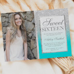 Silver Glitzer aquamarin ombre Foto Sweet 16 Einladung<br><div class="desc">Ein modernes,  einfaches Imitat silber Glitzer stilvolle geometrische Rahmen mit Imitaten silberne Streifen auf anpassbaren Robbini blau aquamarin 16 . Geburtstag Geburtstagsfeier Einladung,  fügen Sie Ihr Bild .</div>