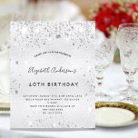 Silver Glitzer - elegantes Budget Geburtstagseinla<br><div class="desc">Eine moderne,  stilvolle und glamouröse Einladung für die 40. (oder jedes Alter) Geburtstagsfeier einer Frau. Ein Imitat silber metallisch aussehender Hintergrund mit Imitaten silberner Glitzer Staub. Der Name ist mit einem modernen,  schwarzen Handschrift geschriebenen Stil geschrieben. Personalisieren und fügen Sie einen Namen,  Alter und Ihre Party-Details.</div>