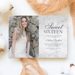 Silver Glitzer schick weißer Marmor Foto Sweet 16 Einladung<br><div class="desc">Ein moderner silberner Glitzer Glitzern stilvoll auf weißem Marmor 16 . Geburtstag Geburtstagsfeier Einladung,  fügen Sie Ihr Bild .</div>