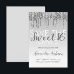 Silver Glitzer Sweet 16 Save the Date Einladung<br><div class="desc">Moderner Silber Sparkle und Dripping Glitzer 16 . Geburtstag Monogram Name and Initial Save the Date Geburtstagsparty Einladung. Diese Einladung ist ideal für eine Sparkle und Glitzer Sweet 16 Geburtstagsparty,  die stilvoll feiern möchten.</div>