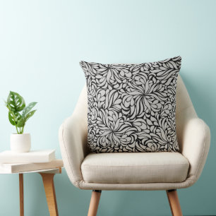 Silver Gray Blume Swirl Muster auf schwarz Kissen