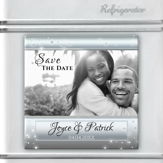 Silver Light Glitzern Save the Date Foto Magnet (Photo magnet featuring your custom photo framed by a sparkly silver design)