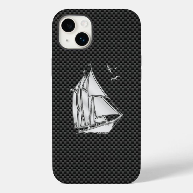 Silver Regatta Sailboat auf Carbon Fibre Decor Case-Mate iPhone Hülle (Rückseite)
