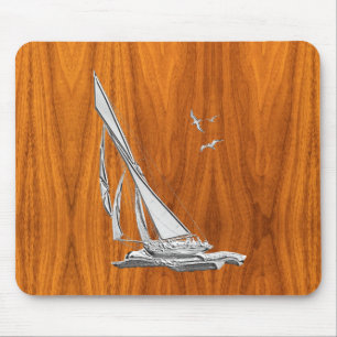 Silver Regatta Sailboat auf Teak Veneer Mousepad