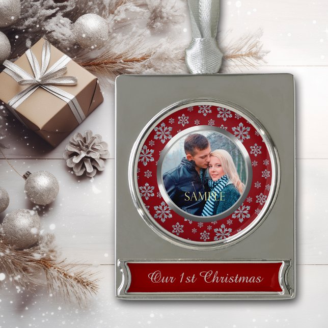 Silver Snowflake auf Red First Christmas Banner-Ornament Silber (Von Creator hochgeladen)