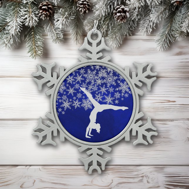 Silver Snowflake Gymnast auf Blue Schneeflocken Zinn-Ornament (Von Creator hochgeladen)
