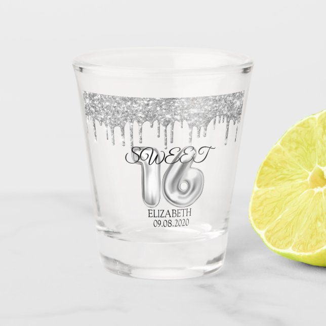 Silver Sweet 16 Glitzer Tropfen Schnapsglas (Vorderseite)