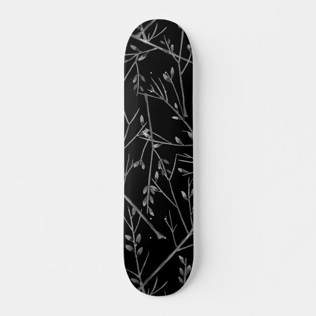 Silver Twigs on Black Skateboard (Vorne)