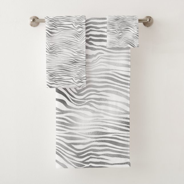 Silver White Zebra Print Badhandtuch Set (Insitu)