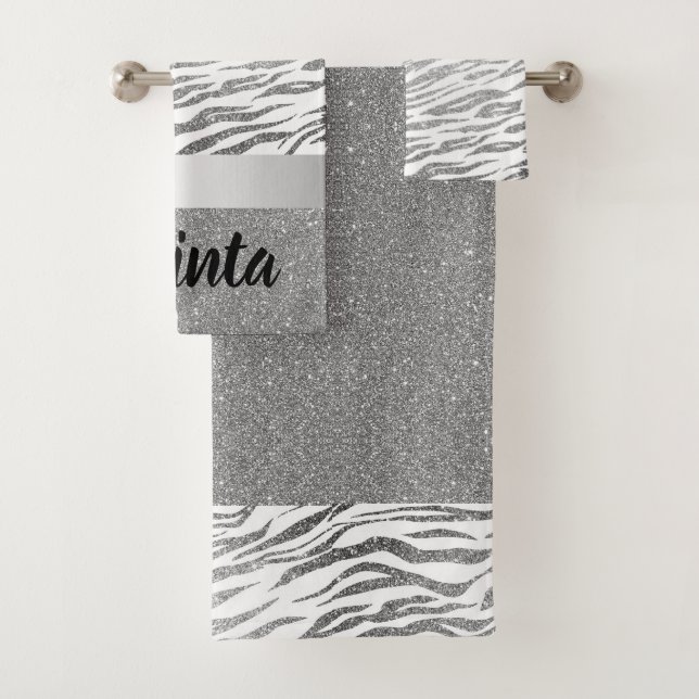 Silver Zebra Print Glitzer Personalisiert Badhandtuch Set (Insitu)