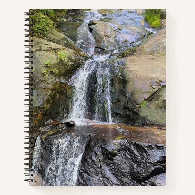 Silvervale Falls Gelassenheit Notizbuch (Vorderseite)
