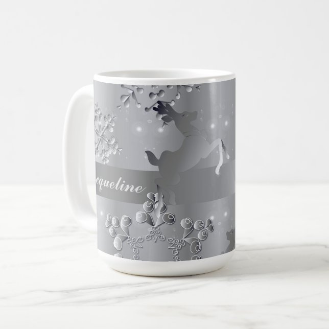 Silvery Reindeer & Snowflakes Tasse (Vorderseite Links)
