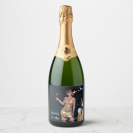 Silvester Party Girl in Sequel Dress