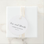 Simple Black and White Clean Wedding Geschenkanhänger<br><div class="desc">Modern wedding favor tags featuring a simple design with classic serif and elegant script fonts.  The design includes "love and thanks" and your names and wedding date.</div>