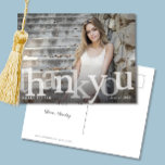 Simple Black Ombre Foto Abschluss Vielen Dank Postkarte<br><div class="desc">Dieser Abschluss dankt Ihnen für das Design mit einem kühnen Typografie-Overlay, das ein Foto des neuen Absolventen zeigt. Klicken Sie auf die Schaltfläche Anpassen, um weitere Optionen für die Textänderung auf der Vorder- und Rückseite und/oder das Foto zu erhalten! Variationen dieses Designs sowie der Koordinationsprodukte sind in unserem Shop, zazzle.com/store/doodlelulu,...</div>