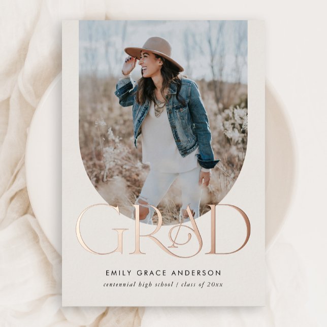 Simple Boho Arch Trendy Drei Foto Abschluss Folieneinladung (Von Creator hochgeladen)