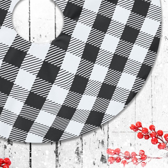 Simple Buffalo Check Holiday Pattern  Polyester Weihnachtsbaumdecke (Simple Buffalo check pattern Christmas tree skirt.)